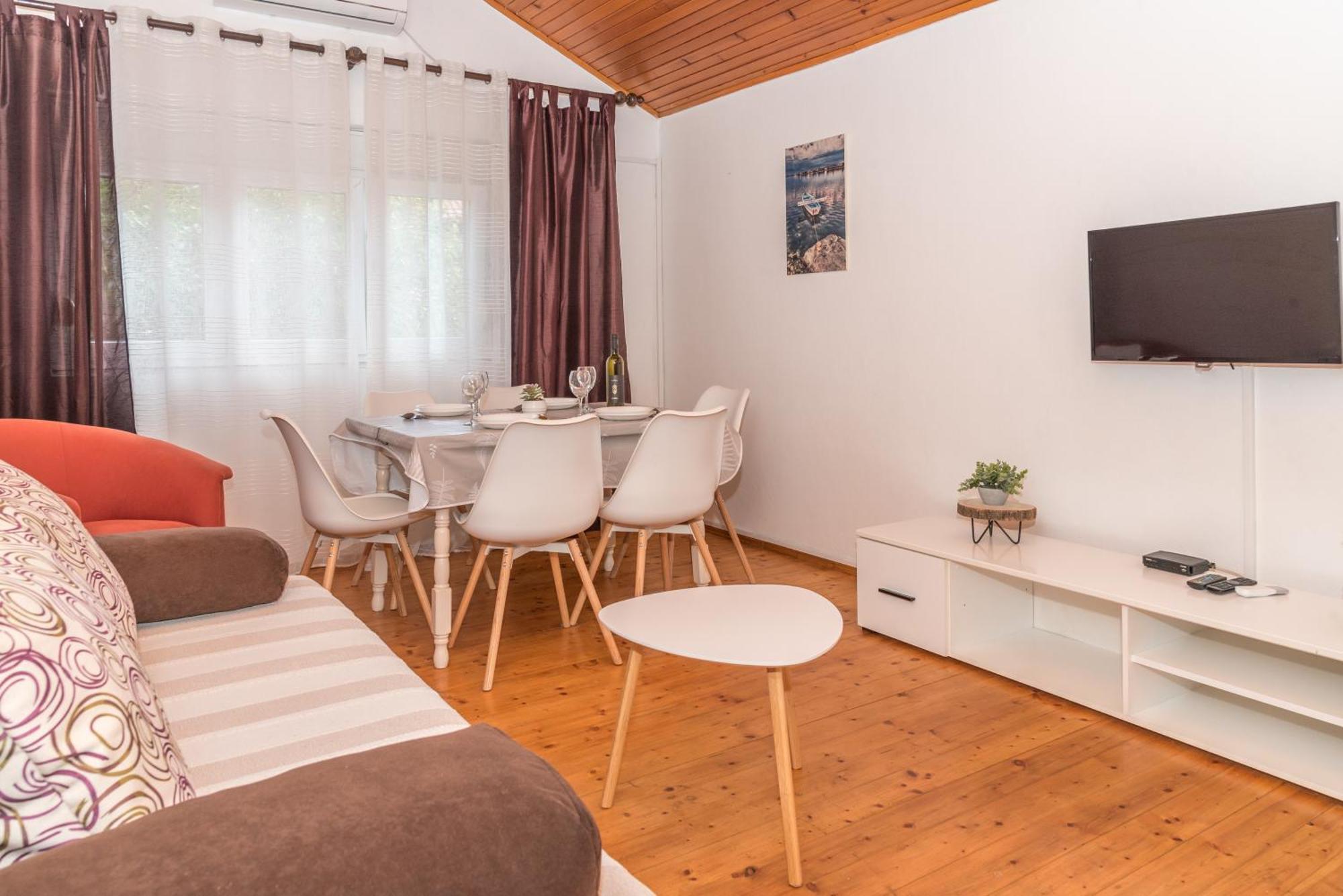 Apartmani Danijel 닌 외부 사진