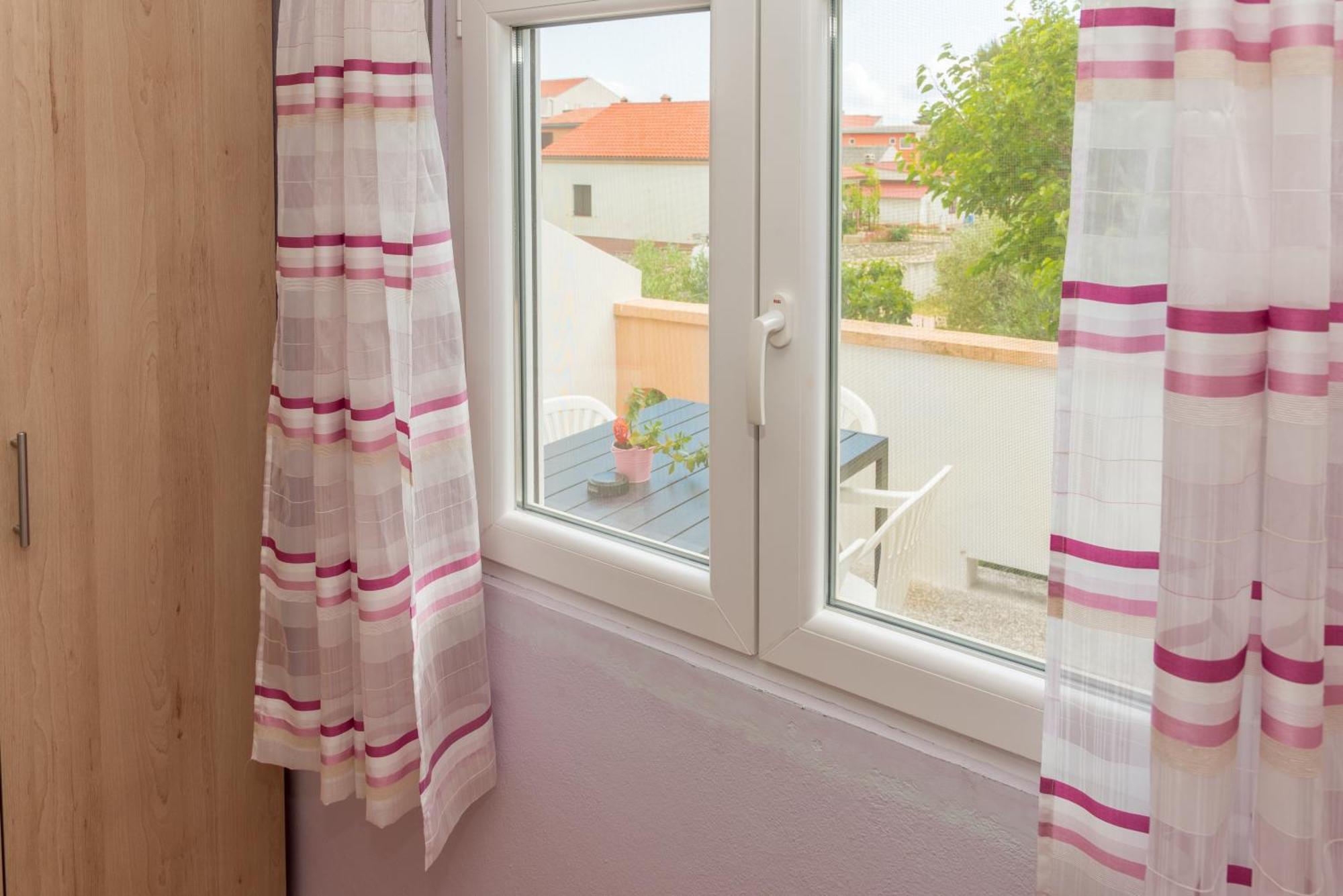 Apartmani Danijel 닌 외부 사진