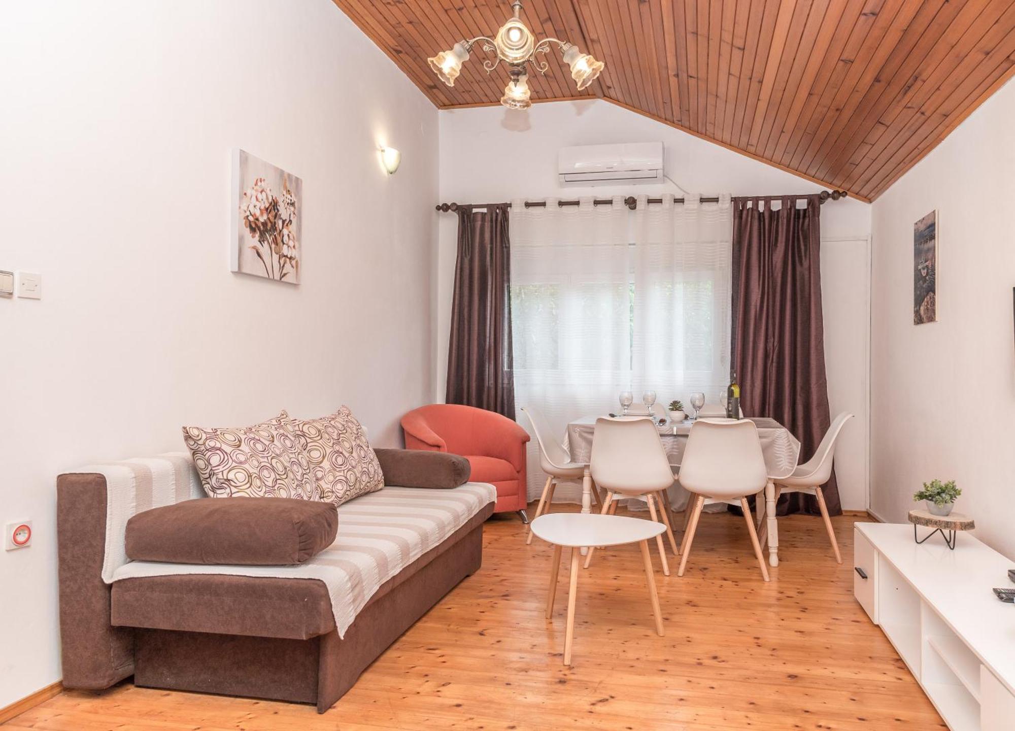 Apartmani Danijel 닌 외부 사진
