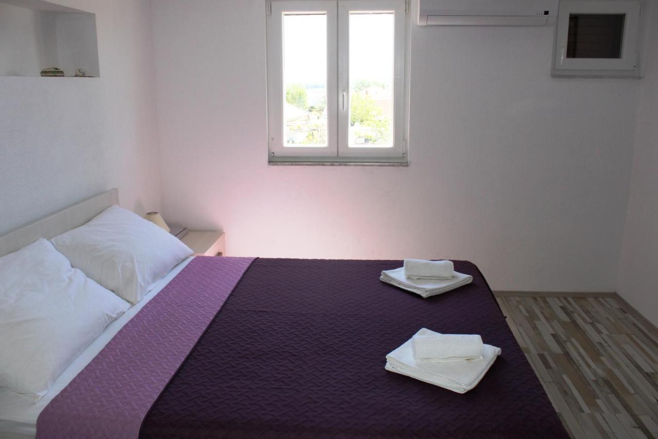 Apartmani Danijel 닌 외부 사진