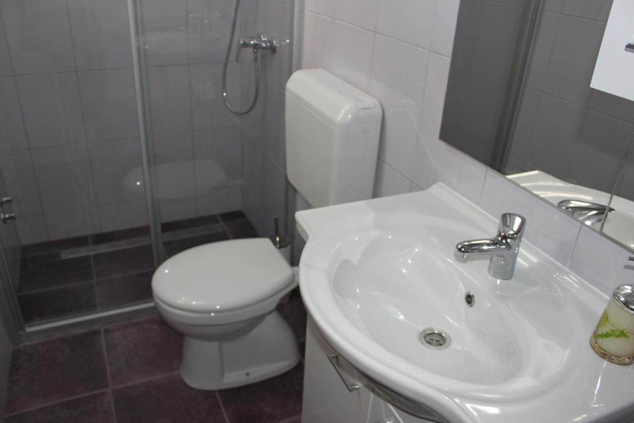 Apartmani Danijel 닌 외부 사진